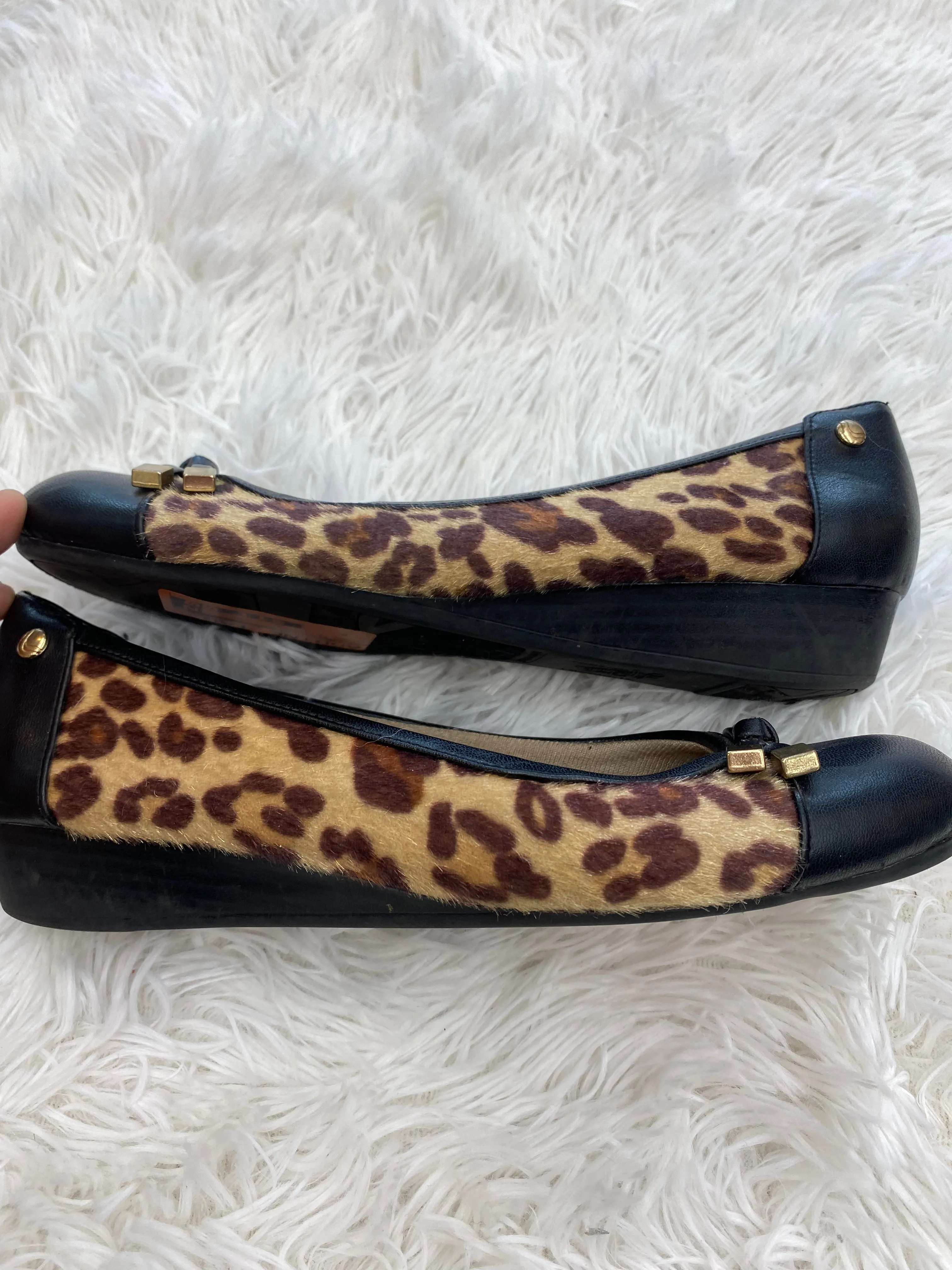 Shoes Flats By Life Stride  Size: 8
